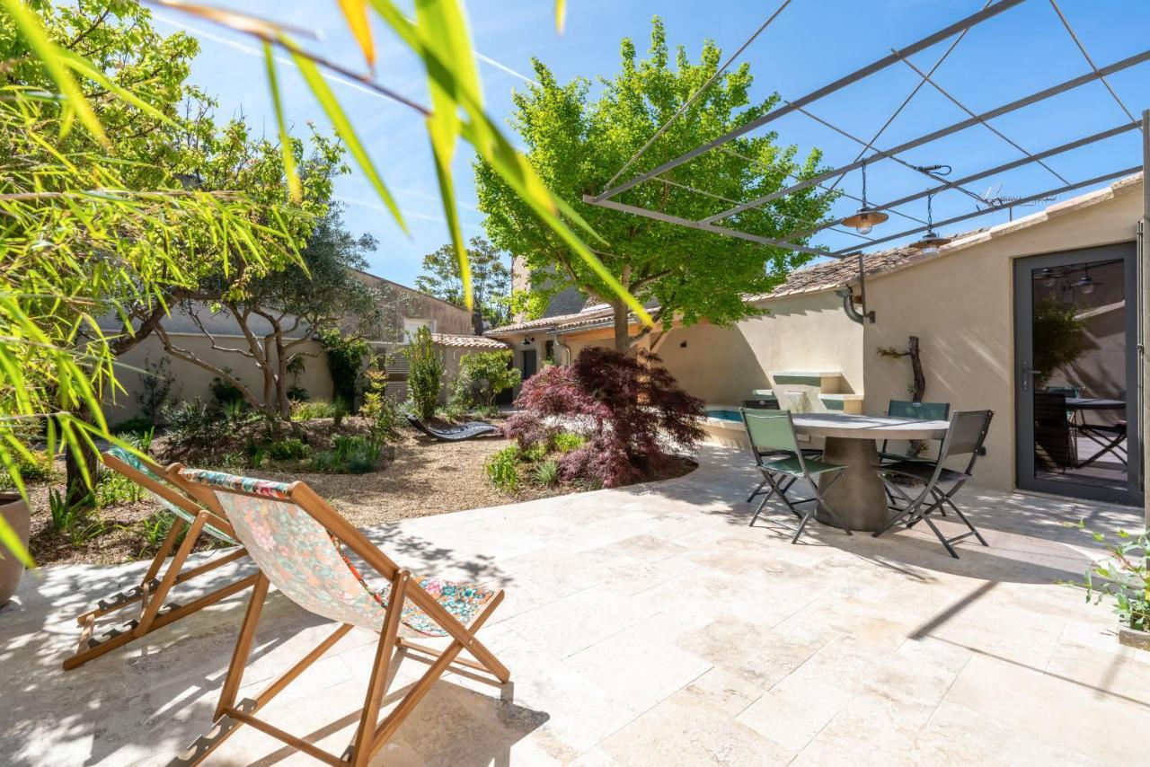 La Fontaine Aux Fees Villa Lagnes Exterior foto